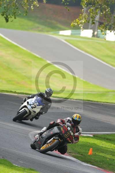 Motorcycle action photographs;Trackday digital images;cadwell;cadwell park photographs;event digital images;eventdigitalimages;motor racing louth lincolnshire;no limits trackdays;peter wileman photography;trackday;trackday photos