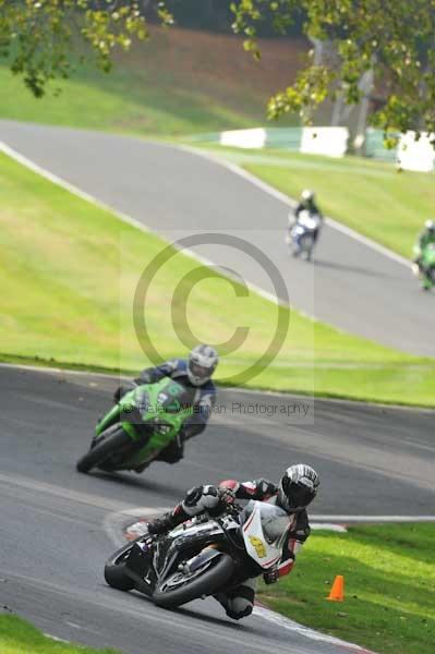 Motorcycle action photographs;Trackday digital images;cadwell;cadwell park photographs;event digital images;eventdigitalimages;motor racing louth lincolnshire;no limits trackdays;peter wileman photography;trackday;trackday photos