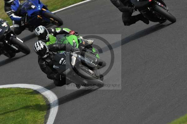 Motorcycle action photographs;Trackday digital images;cadwell;cadwell park photographs;event digital images;eventdigitalimages;motor racing louth lincolnshire;no limits trackdays;peter wileman photography;trackday;trackday photos