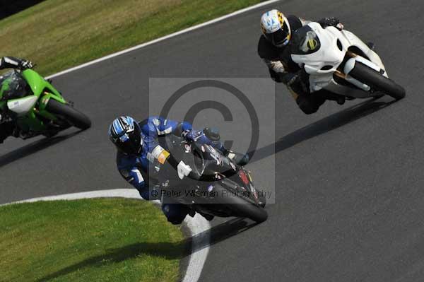 Motorcycle action photographs;Trackday digital images;cadwell;cadwell park photographs;event digital images;eventdigitalimages;motor racing louth lincolnshire;no limits trackdays;peter wileman photography;trackday;trackday photos