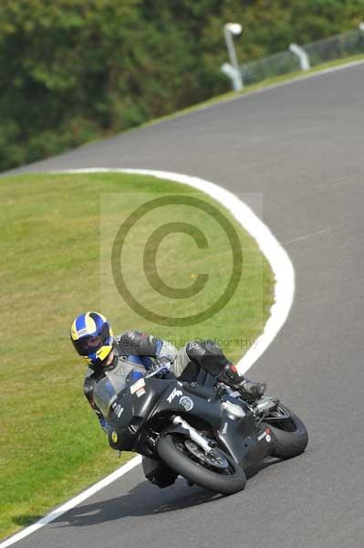 Motorcycle action photographs;Trackday digital images;cadwell;cadwell park photographs;event digital images;eventdigitalimages;motor racing louth lincolnshire;no limits trackdays;peter wileman photography;trackday;trackday photos