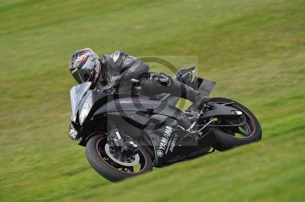 Motorcycle action photographs;Trackday digital images;cadwell;cadwell park photographs;event digital images;eventdigitalimages;motor racing louth lincolnshire;no limits trackdays;peter wileman photography;trackday;trackday photos