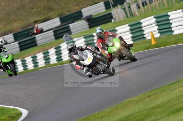 Motorcycle action photographs;Trackday digital images;cadwell;cadwell park photographs;event digital images;eventdigitalimages;motor racing louth lincolnshire;no limits trackdays;peter wileman photography;trackday;trackday photos