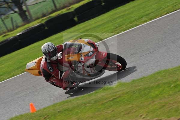 Motorcycle action photographs;Trackday digital images;cadwell;cadwell park photographs;event digital images;eventdigitalimages;motor racing louth lincolnshire;no limits trackdays;peter wileman photography;trackday;trackday photos