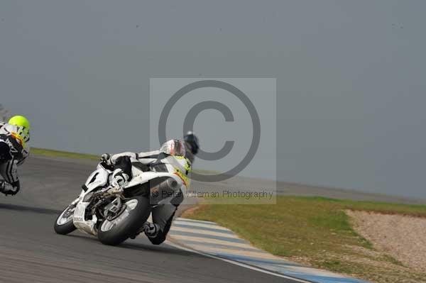 Motorcycle action photographs;Trackday digital images;donington;donington park leicestershire;donington photographs;event digital images;eventdigitalimages;no limits trackday;peter wileman photography;trackday;trackday photos