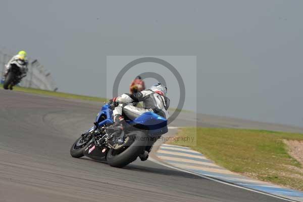 Motorcycle action photographs;Trackday digital images;donington;donington park leicestershire;donington photographs;event digital images;eventdigitalimages;no limits trackday;peter wileman photography;trackday;trackday photos