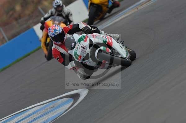 Motorcycle action photographs;Trackday digital images;donington;donington park leicestershire;donington photographs;event digital images;eventdigitalimages;no limits trackday;peter wileman photography;trackday;trackday photos