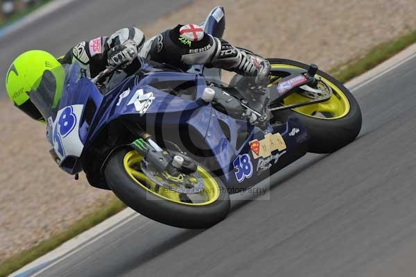 Motorcycle action photographs;Trackday digital images;donington;donington park leicestershire;donington photographs;event digital images;eventdigitalimages;no limits trackday;peter wileman photography;trackday;trackday photos