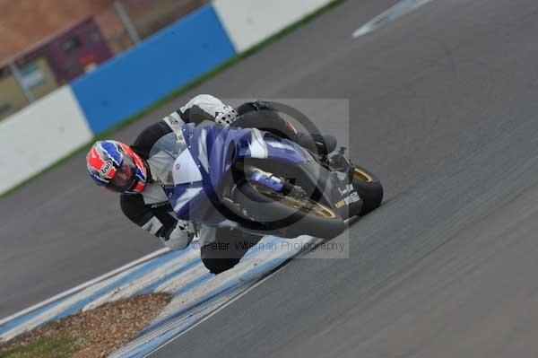 Motorcycle action photographs;Trackday digital images;donington;donington park leicestershire;donington photographs;event digital images;eventdigitalimages;no limits trackday;peter wileman photography;trackday;trackday photos