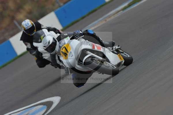 Motorcycle action photographs;Trackday digital images;donington;donington park leicestershire;donington photographs;event digital images;eventdigitalimages;no limits trackday;peter wileman photography;trackday;trackday photos