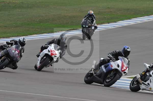 Motorcycle action photographs;Trackday digital images;donington;donington park leicestershire;donington photographs;event digital images;eventdigitalimages;no limits trackday;peter wileman photography;trackday;trackday photos