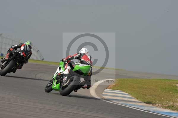 Motorcycle action photographs;Trackday digital images;donington;donington park leicestershire;donington photographs;event digital images;eventdigitalimages;no limits trackday;peter wileman photography;trackday;trackday photos