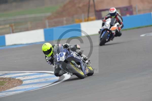 Motorcycle action photographs;Trackday digital images;donington;donington park leicestershire;donington photographs;event digital images;eventdigitalimages;no limits trackday;peter wileman photography;trackday;trackday photos