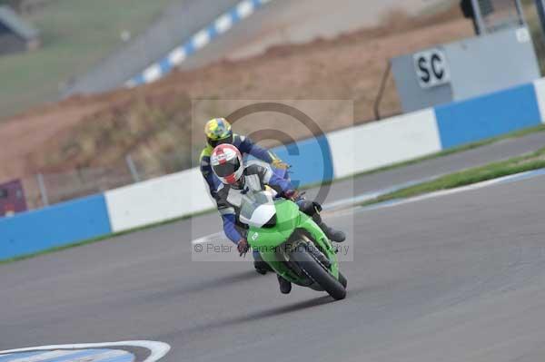 Motorcycle action photographs;Trackday digital images;donington;donington park leicestershire;donington photographs;event digital images;eventdigitalimages;no limits trackday;peter wileman photography;trackday;trackday photos