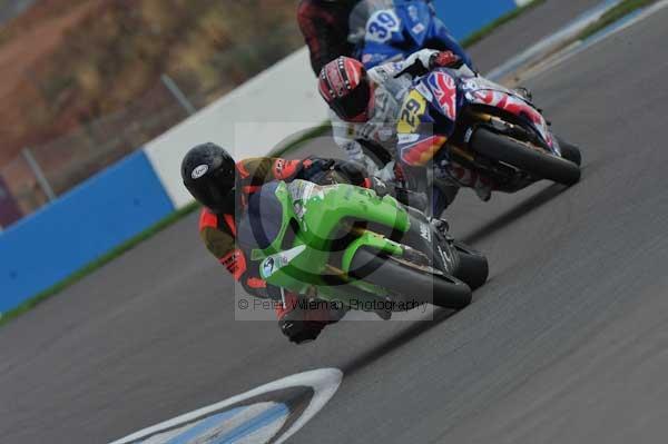 Motorcycle action photographs;Trackday digital images;donington;donington park leicestershire;donington photographs;event digital images;eventdigitalimages;no limits trackday;peter wileman photography;trackday;trackday photos