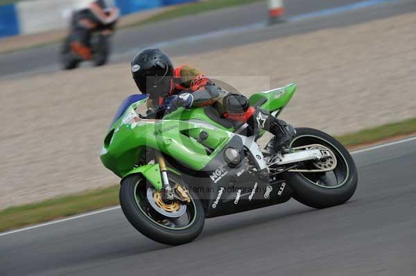 Motorcycle action photographs;Trackday digital images;donington;donington park leicestershire;donington photographs;event digital images;eventdigitalimages;no limits trackday;peter wileman photography;trackday;trackday photos