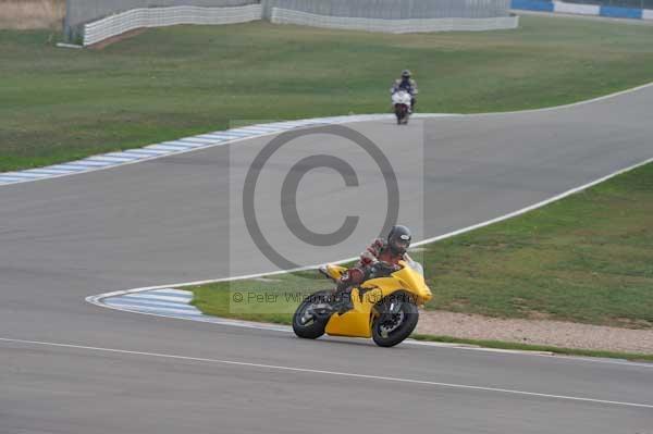 Motorcycle action photographs;Trackday digital images;donington;donington park leicestershire;donington photographs;event digital images;eventdigitalimages;no limits trackday;peter wileman photography;trackday;trackday photos