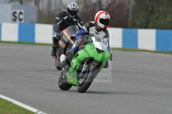 Motorcycle action photographs;Trackday digital images;donington;donington park leicestershire;donington photographs;event digital images;eventdigitalimages;no limits trackday;peter wileman photography;trackday;trackday photos