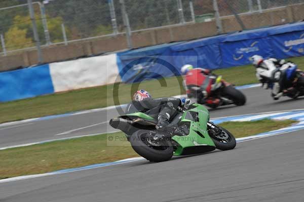 Motorcycle action photographs;Trackday digital images;donington;donington park leicestershire;donington photographs;event digital images;eventdigitalimages;no limits trackday;peter wileman photography;trackday;trackday photos