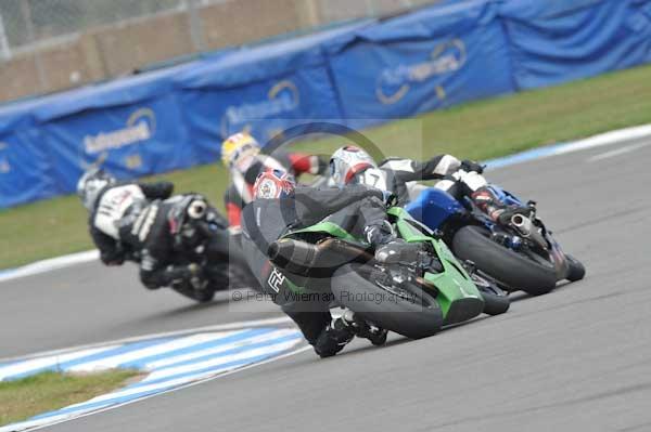 Motorcycle action photographs;Trackday digital images;donington;donington park leicestershire;donington photographs;event digital images;eventdigitalimages;no limits trackday;peter wileman photography;trackday;trackday photos