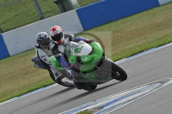 Motorcycle action photographs;Trackday digital images;donington;donington park leicestershire;donington photographs;event digital images;eventdigitalimages;no limits trackday;peter wileman photography;trackday;trackday photos