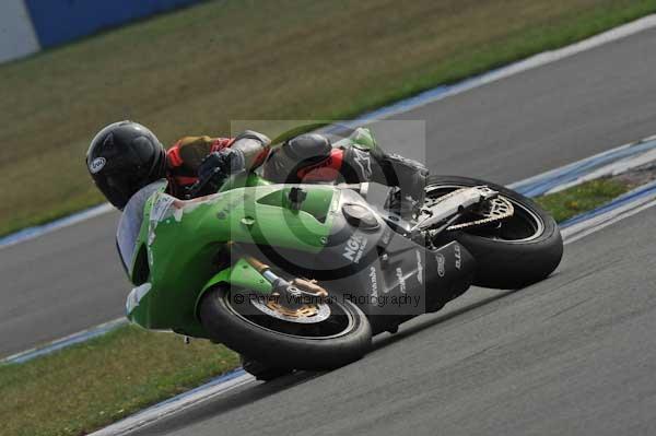 Motorcycle action photographs;Trackday digital images;donington;donington park leicestershire;donington photographs;event digital images;eventdigitalimages;no limits trackday;peter wileman photography;trackday;trackday photos