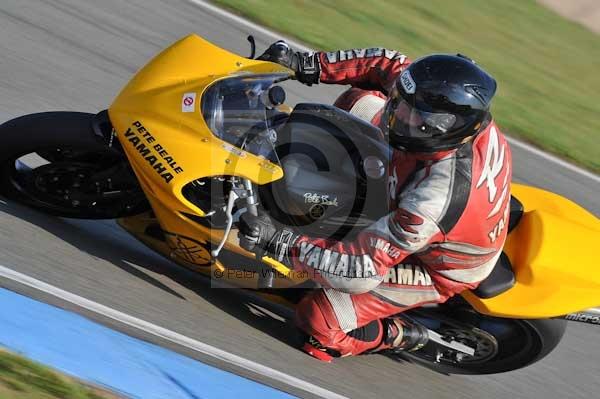 Motorcycle action photographs;Trackday digital images;donington;donington park leicestershire;donington photographs;event digital images;eventdigitalimages;no limits trackday;peter wileman photography;trackday;trackday photos