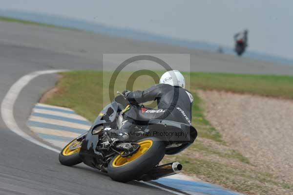 Motorcycle action photographs;Trackday digital images;donington;donington park leicestershire;donington photographs;event digital images;eventdigitalimages;no limits trackday;peter wileman photography;trackday;trackday photos