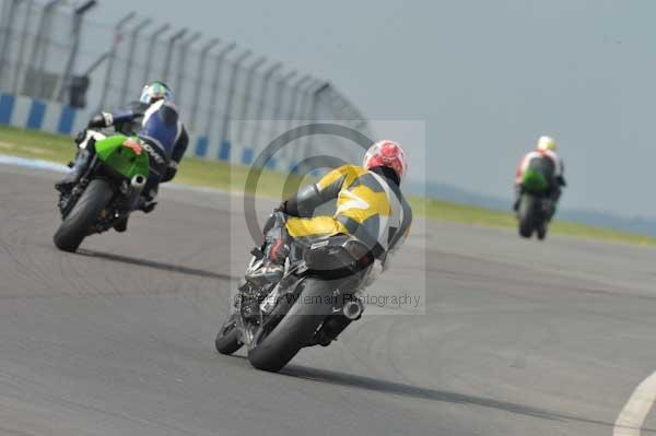 Motorcycle action photographs;Trackday digital images;donington;donington park leicestershire;donington photographs;event digital images;eventdigitalimages;no limits trackday;peter wileman photography;trackday;trackday photos