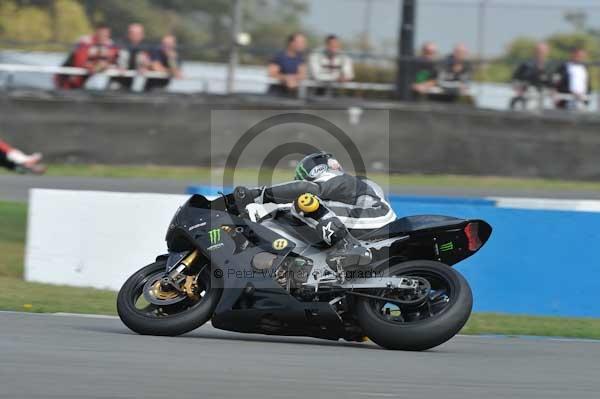 Motorcycle action photographs;Trackday digital images;donington;donington park leicestershire;donington photographs;event digital images;eventdigitalimages;no limits trackday;peter wileman photography;trackday;trackday photos