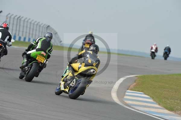 Motorcycle action photographs;Trackday digital images;donington;donington park leicestershire;donington photographs;event digital images;eventdigitalimages;no limits trackday;peter wileman photography;trackday;trackday photos