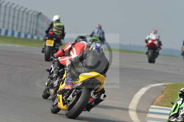 Motorcycle action photographs;Trackday digital images;donington;donington park leicestershire;donington photographs;event digital images;eventdigitalimages;no limits trackday;peter wileman photography;trackday;trackday photos