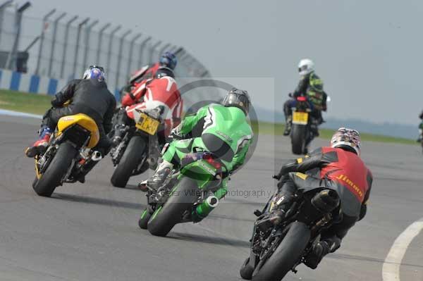 Motorcycle action photographs;Trackday digital images;donington;donington park leicestershire;donington photographs;event digital images;eventdigitalimages;no limits trackday;peter wileman photography;trackday;trackday photos