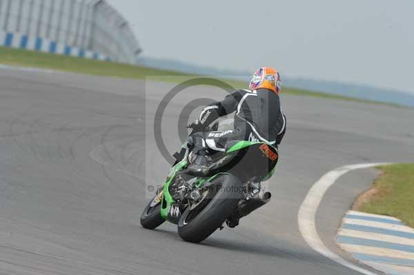 Motorcycle action photographs;Trackday digital images;donington;donington park leicestershire;donington photographs;event digital images;eventdigitalimages;no limits trackday;peter wileman photography;trackday;trackday photos