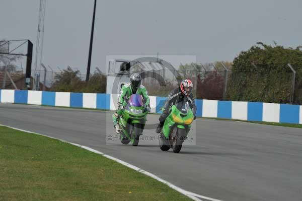 Motorcycle action photographs;Trackday digital images;donington;donington park leicestershire;donington photographs;event digital images;eventdigitalimages;no limits trackday;peter wileman photography;trackday;trackday photos