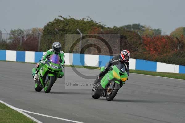 Motorcycle action photographs;Trackday digital images;donington;donington park leicestershire;donington photographs;event digital images;eventdigitalimages;no limits trackday;peter wileman photography;trackday;trackday photos