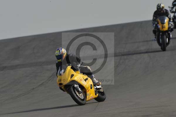 Motorcycle action photographs;Trackday digital images;donington;donington park leicestershire;donington photographs;event digital images;eventdigitalimages;no limits trackday;peter wileman photography;trackday;trackday photos