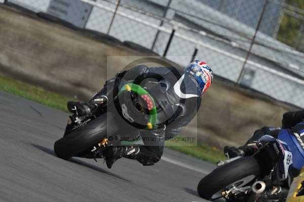 Motorcycle action photographs;Trackday digital images;donington;donington park leicestershire;donington photographs;event digital images;eventdigitalimages;no limits trackday;peter wileman photography;trackday;trackday photos