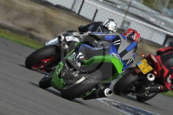 Motorcycle action photographs;Trackday digital images;donington;donington park leicestershire;donington photographs;event digital images;eventdigitalimages;no limits trackday;peter wileman photography;trackday;trackday photos