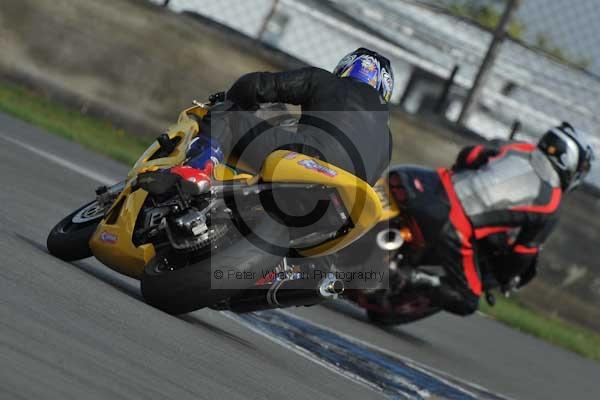 Motorcycle action photographs;Trackday digital images;donington;donington park leicestershire;donington photographs;event digital images;eventdigitalimages;no limits trackday;peter wileman photography;trackday;trackday photos