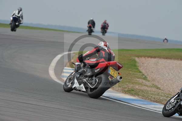 Motorcycle action photographs;Trackday digital images;donington;donington park leicestershire;donington photographs;event digital images;eventdigitalimages;no limits trackday;peter wileman photography;trackday;trackday photos