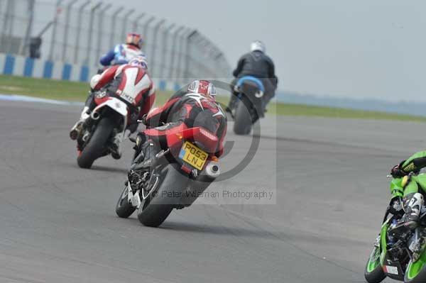 Motorcycle action photographs;Trackday digital images;donington;donington park leicestershire;donington photographs;event digital images;eventdigitalimages;no limits trackday;peter wileman photography;trackday;trackday photos