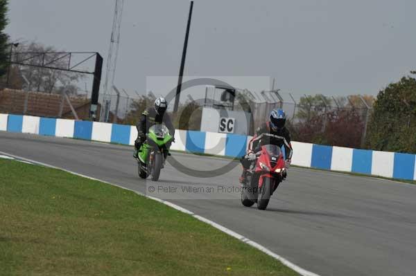 Motorcycle action photographs;Trackday digital images;donington;donington park leicestershire;donington photographs;event digital images;eventdigitalimages;no limits trackday;peter wileman photography;trackday;trackday photos