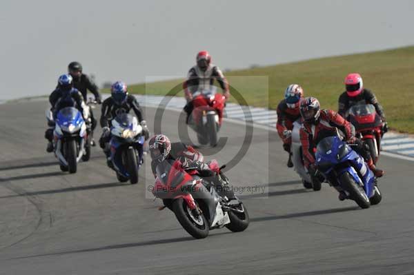 Motorcycle action photographs;Trackday digital images;donington;donington park leicestershire;donington photographs;event digital images;eventdigitalimages;no limits trackday;peter wileman photography;trackday;trackday photos