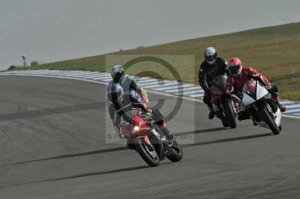 Motorcycle action photographs;Trackday digital images;donington;donington park leicestershire;donington photographs;event digital images;eventdigitalimages;no limits trackday;peter wileman photography;trackday;trackday photos