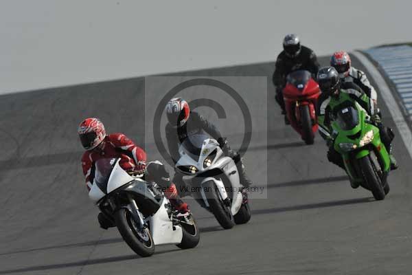 Motorcycle action photographs;Trackday digital images;donington;donington park leicestershire;donington photographs;event digital images;eventdigitalimages;no limits trackday;peter wileman photography;trackday;trackday photos