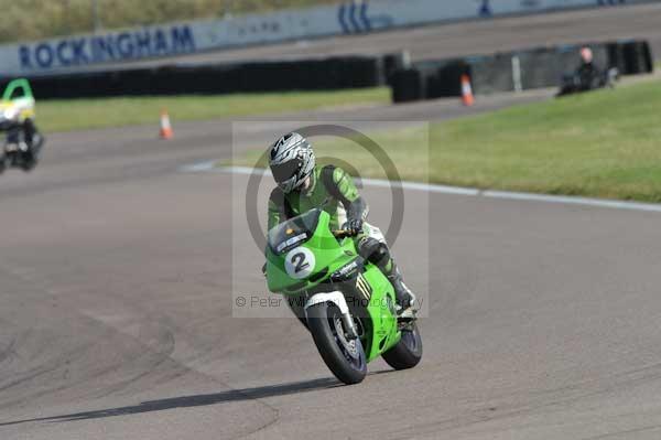 Rockingham no limits trackday;enduro digital images;event digital images;eventdigitalimages;no limits trackdays;peter wileman photography;racing digital images;rockingham raceway northamptonshire;rockingham trackday photographs;trackday digital images;trackday photos