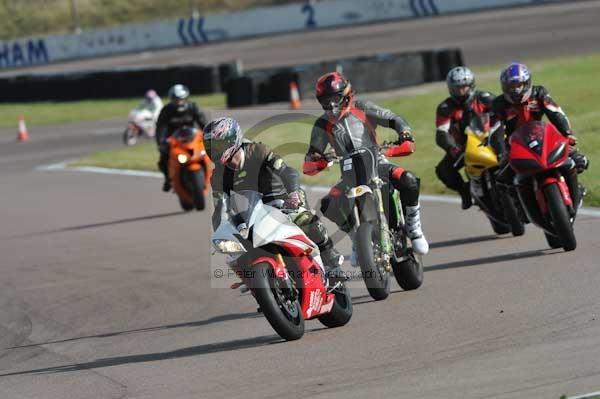 Rockingham no limits trackday;enduro digital images;event digital images;eventdigitalimages;no limits trackdays;peter wileman photography;racing digital images;rockingham raceway northamptonshire;rockingham trackday photographs;trackday digital images;trackday photos