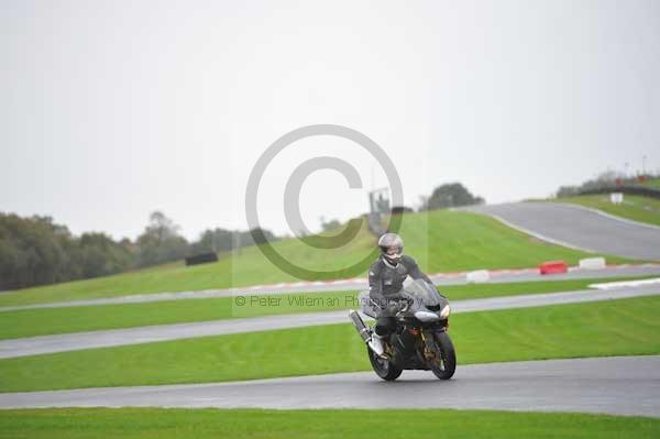 Motorcycle action photographs;Trackday digital images;event digital images;eventdigitalimages;no limits trackday;oulton park;oulton park circuit cheshire;oulton park photographs;peter wileman photography;trackday;trackday photos