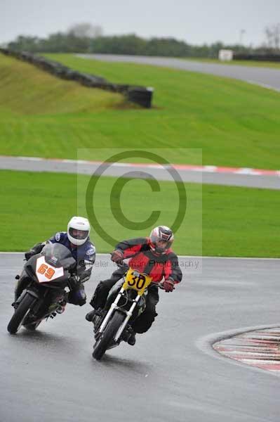 Motorcycle action photographs;Trackday digital images;event digital images;eventdigitalimages;no limits trackday;oulton park;oulton park circuit cheshire;oulton park photographs;peter wileman photography;trackday;trackday photos